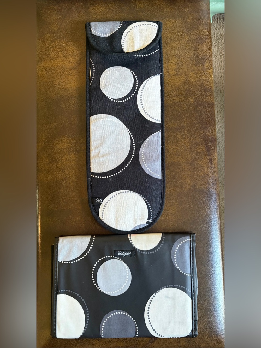 Thirty-one Black Happy Bot Bundle